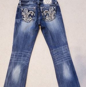 MissMe Jeans w/embellished pockets